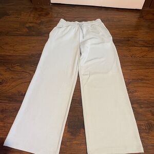Hollister Pants